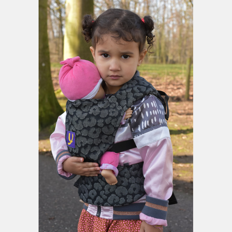 beco baby doll carrier